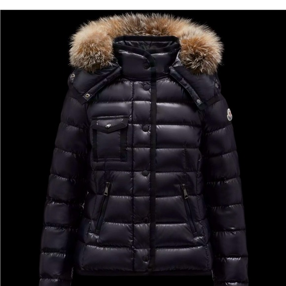 Armoise Short Down Jacket size 0 Verified-Certified Moncler Excellent Condition - Picture 3 of 12